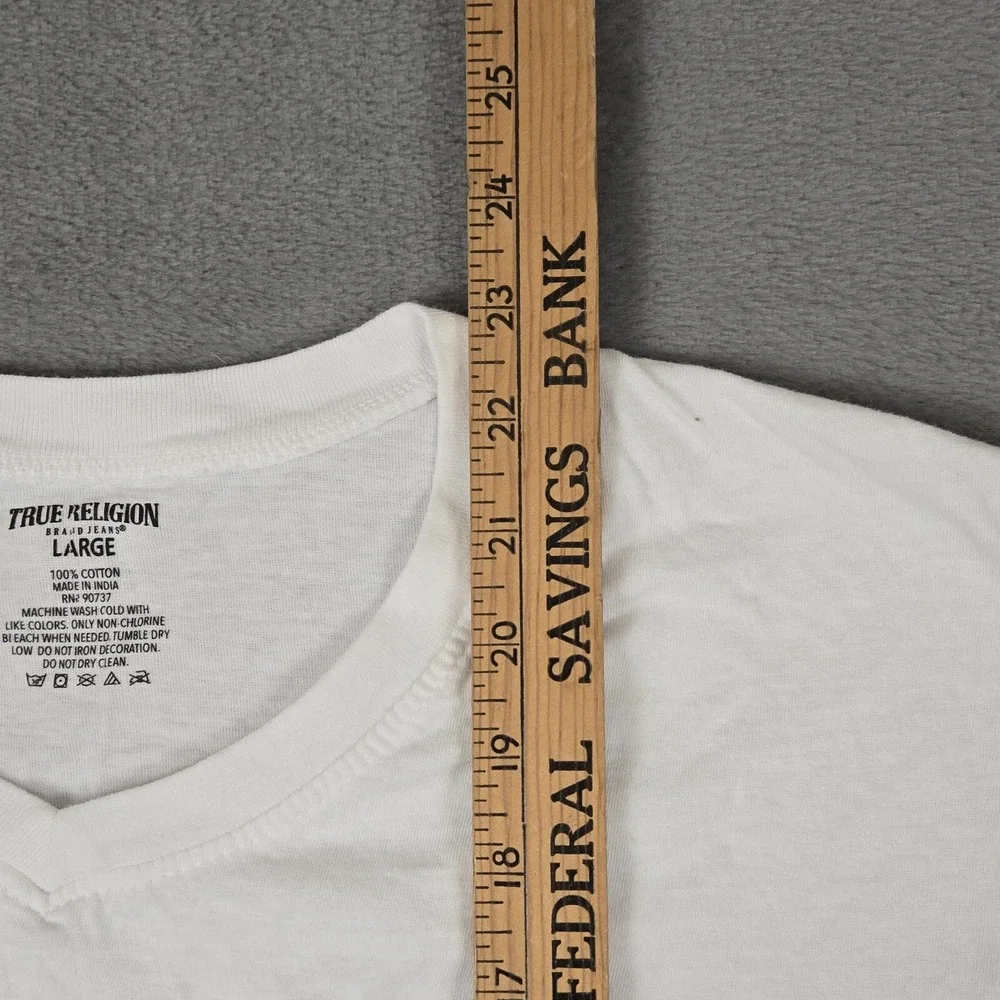 True Religion Shirt Womens Large White Gray Logo Short Sleeve V-Neck‎ Crop Boxy - Picture 6 of 7